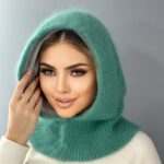 Капор-капюшон из ангоры на флисе