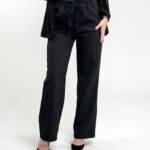 Брюки прямого кроя