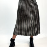 Трикотажная юбка плиссе миди