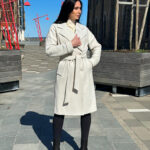 Двубортное удлиненное пальто