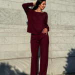 Костюм трикотажный со стразами