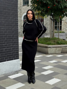 Костюм трикотажный с юбкой — изображение 2