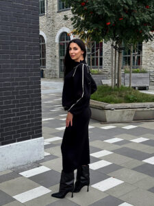 Костюм трикотажный с юбкой — изображение 5