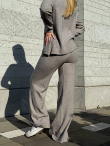 Костюм из вязаного трикотажа — изображение 7