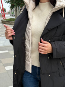 Куртка зимняя с капюшоном — изображение 3