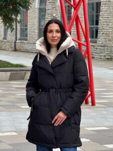 Куртка зимняя с капюшоном — изображение 5