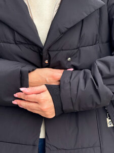 Куртка зимняя с капюшоном — изображение 7