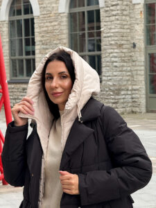 Куртка зимняя с капюшоном — изображение 9