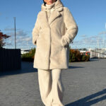 Шуба из эко-меха с капюшоном