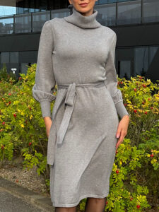 Платье из вязаного трикотажа — изображение 4