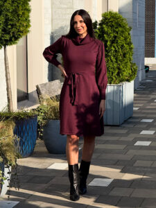 Платье из вязаного трикотажа — изображение 12