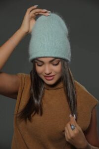 Шапка женская — изображение 5