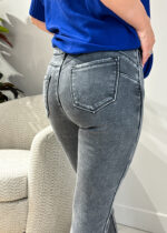Джинсы пуш-ап на меху женские - Image 6