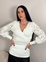 Джемпер женский с ажурным рукавом