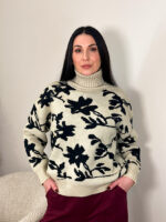 Джемпер женский с высоким воротом — изображение 2