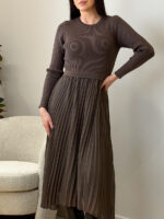 Kootud trikoo kostüüm seelikuga (Копировать) (Копировать) (Копировать) (Копировать)