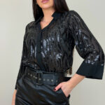 Блуза с пайетками