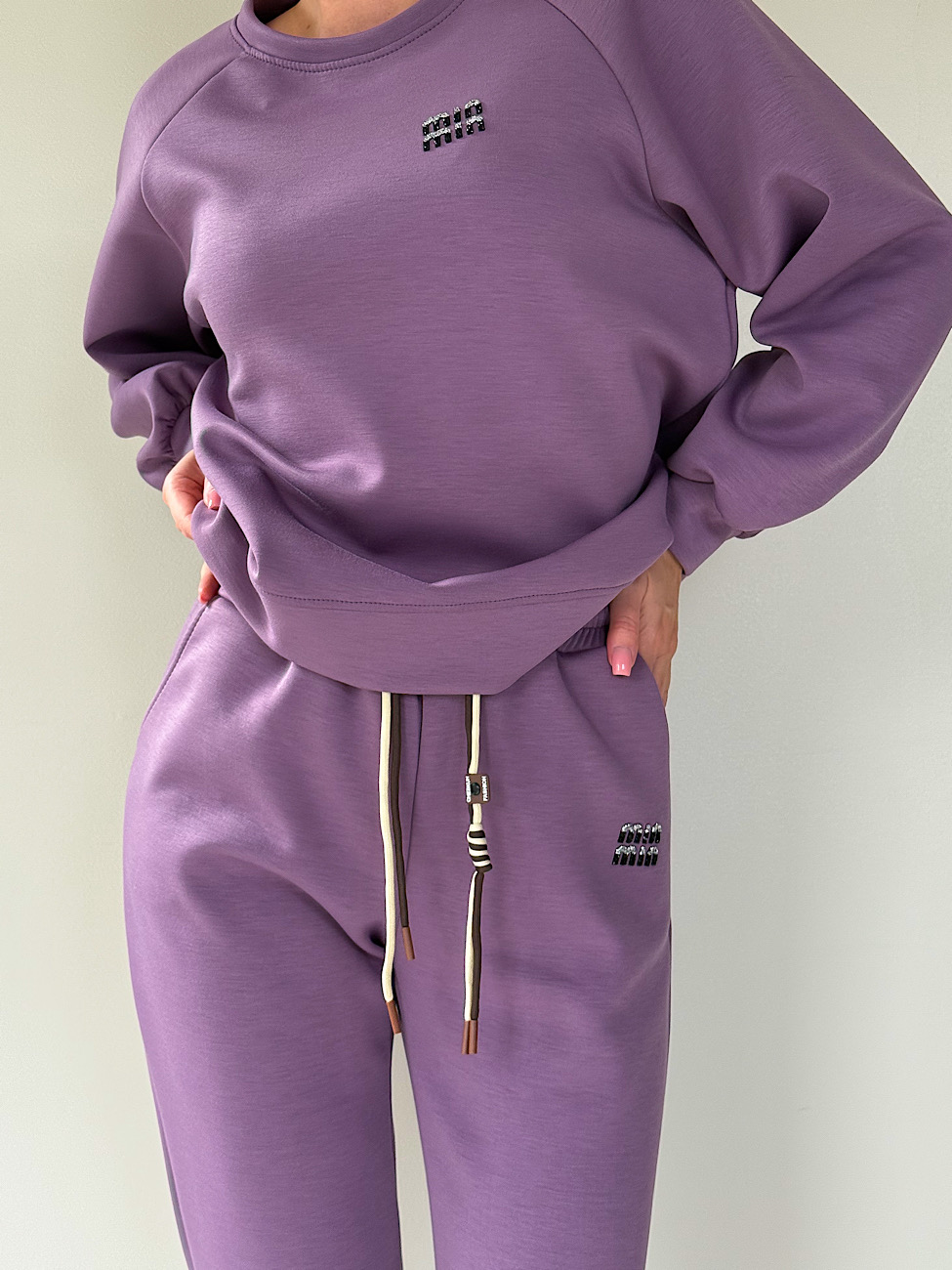 IMG_6335 Женский спортивный костюм — изображение 1