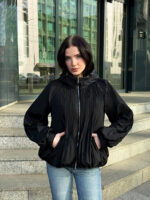 Чёрная куртка двухсторонняя демисезонная
