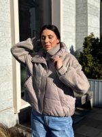 Бомбер с воротником на молнии