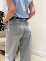 Naiste teksad rihmaga hallitoonis