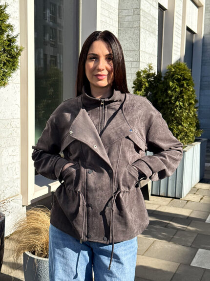 Naiste jope pingutusnööriga.