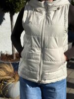 Жилет под пальто