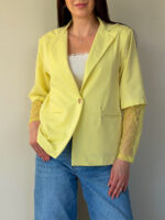 Пиджак с отделкой гипюром