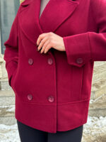 Весеннее женское пальто