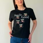 Женская футболка с вишенками