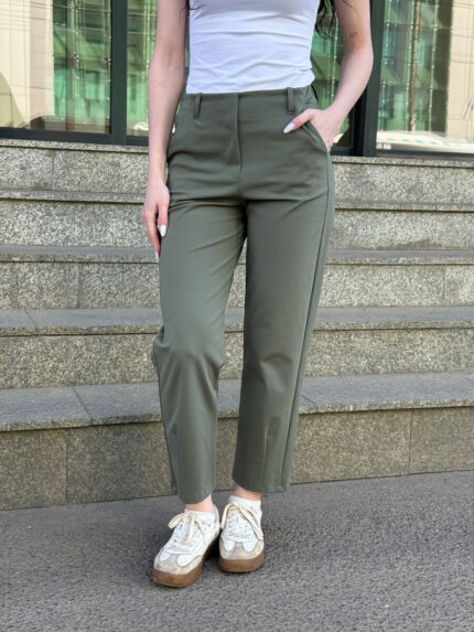Зауженные брюки летние