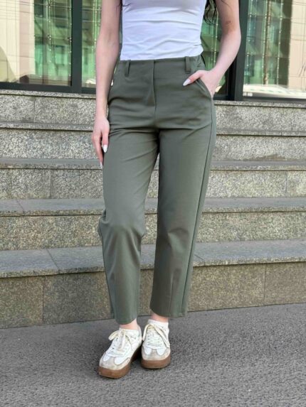 Kitsenevad suvepüksid