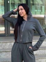 Трикотажный костюм с гипюром