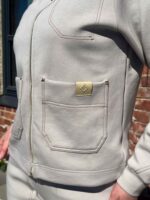 Костюм женский с накладными карманами