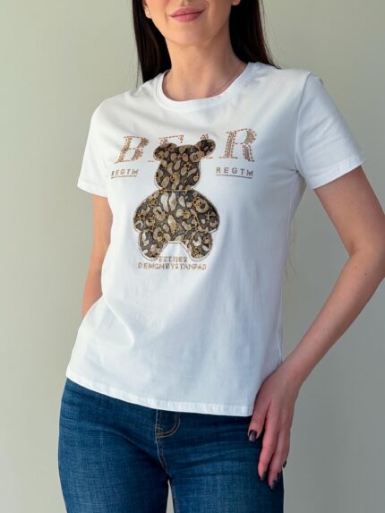 Женская футболка с медведем