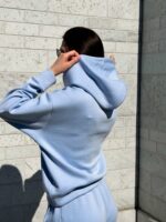 Logoga pükskostüüm