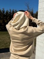 Костюм с капюшоном на кофте