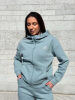 Спортивный костюм женский