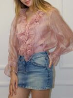 Женская блузка с перламутровым блеском