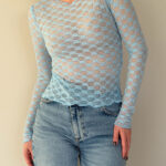 Pikkade varrukatega topp<br>