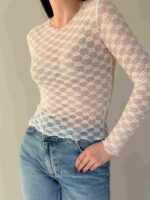 Valge pikkade varrukatega topp