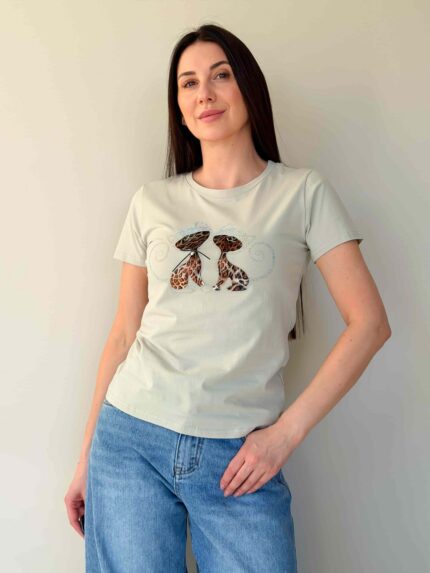 T-särk prindiga rinna peal