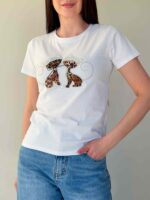 T-särk kassidega ja litritega