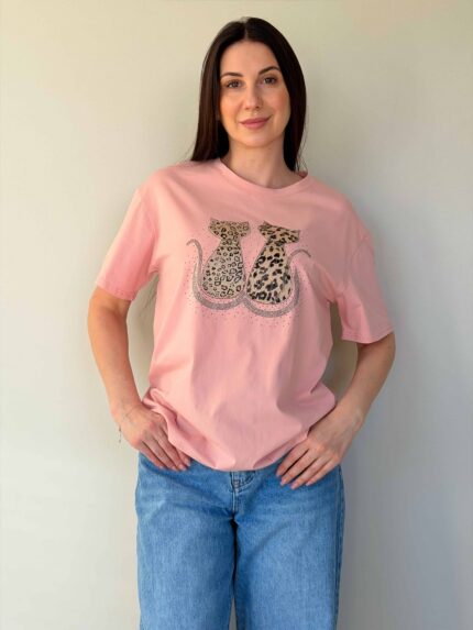 Rinna peal trükiga T-särk roosa