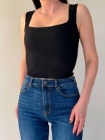 Базовый топ в обтяжку