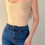 Базовый топ бежевый