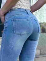 Elastaaniga teksad helesinised