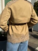 Женская куртка на кулиске