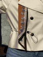 Женская куртка с регулировкой на талии