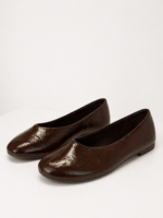 Šokolaadpruunid lakitud baleriinad